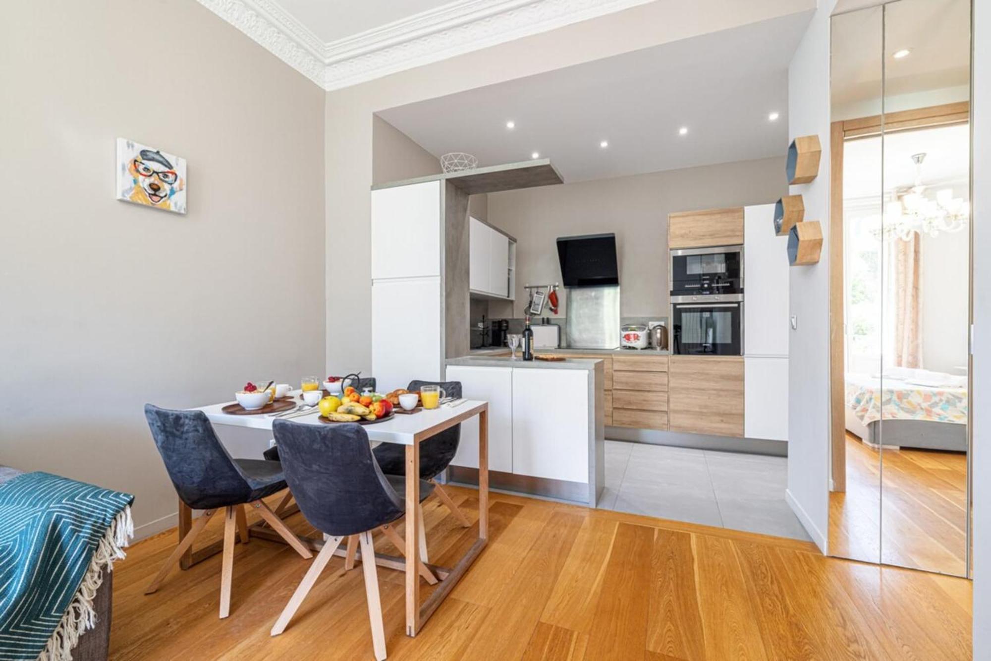 Appartement Joffre 49-d - Charming 2 Bedroom - Carre D'or Nice